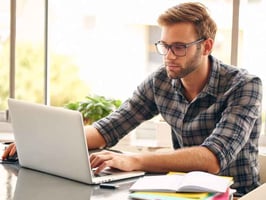 ¿Por qué estudiar una Maestría en Línea en la UNITEC?